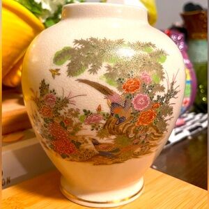 Vintage pheasant floral hand painted ginger jar